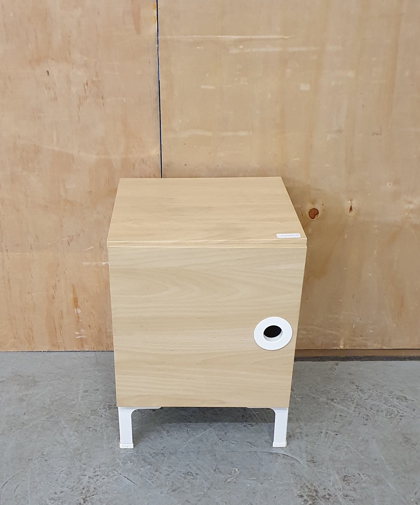 Single Wooden Bedside Cabinet with Circular Cut Out Handle and Internal Shelf - EL103949