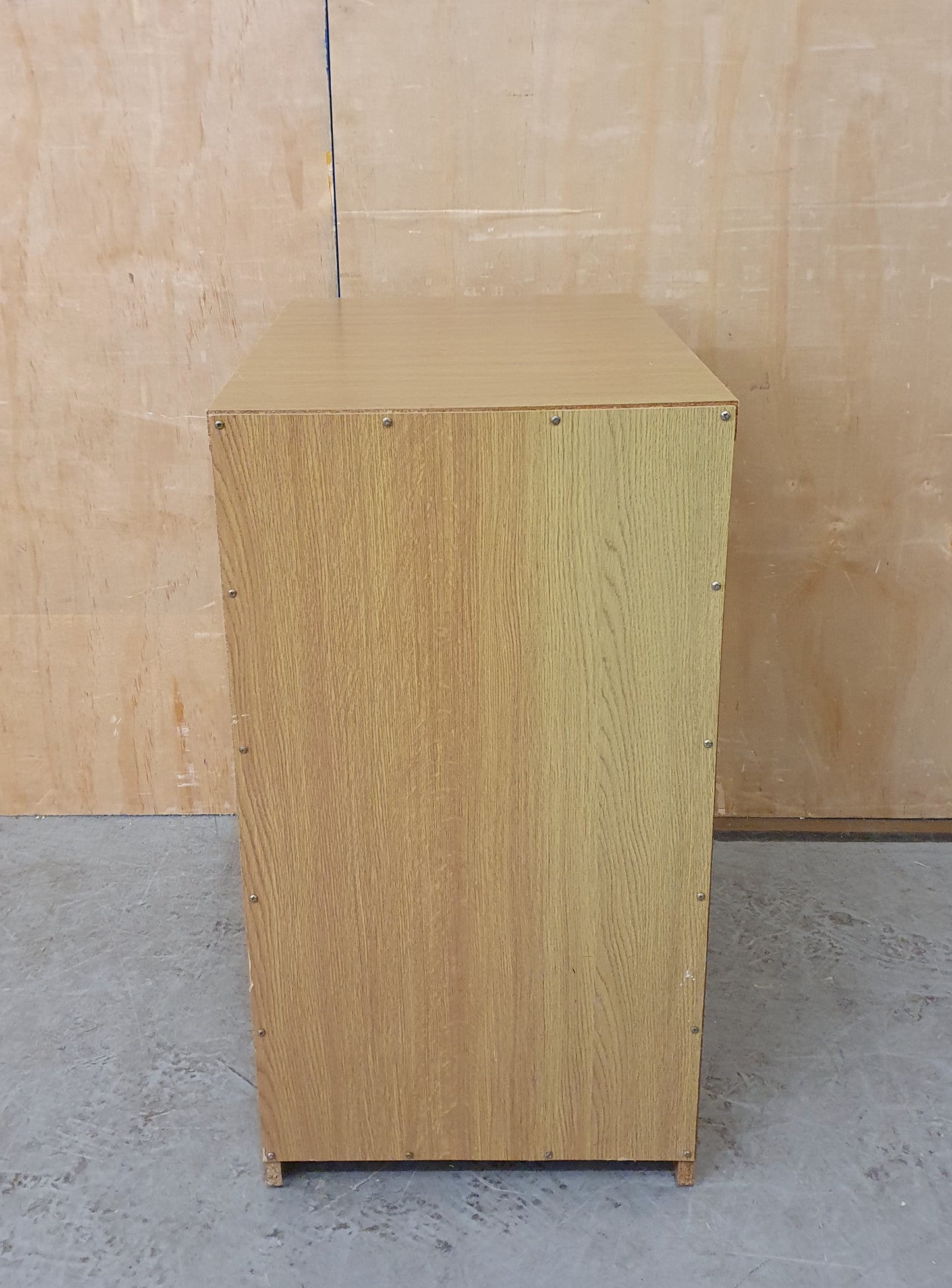 Single Door Wood Cabinet with 1 Internal Shelf - EL104372
