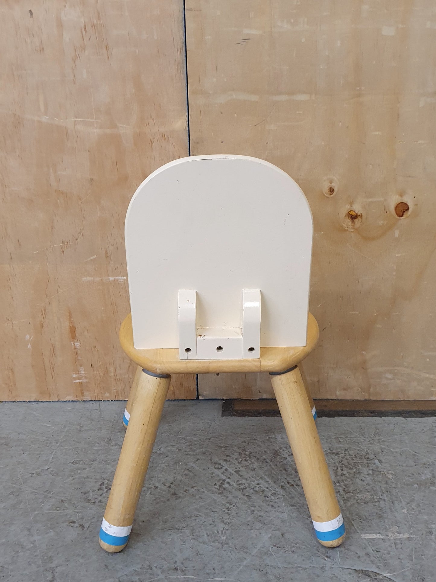Wood Children's Chair with Dragon Fly Image on Back Rest - 240725-01