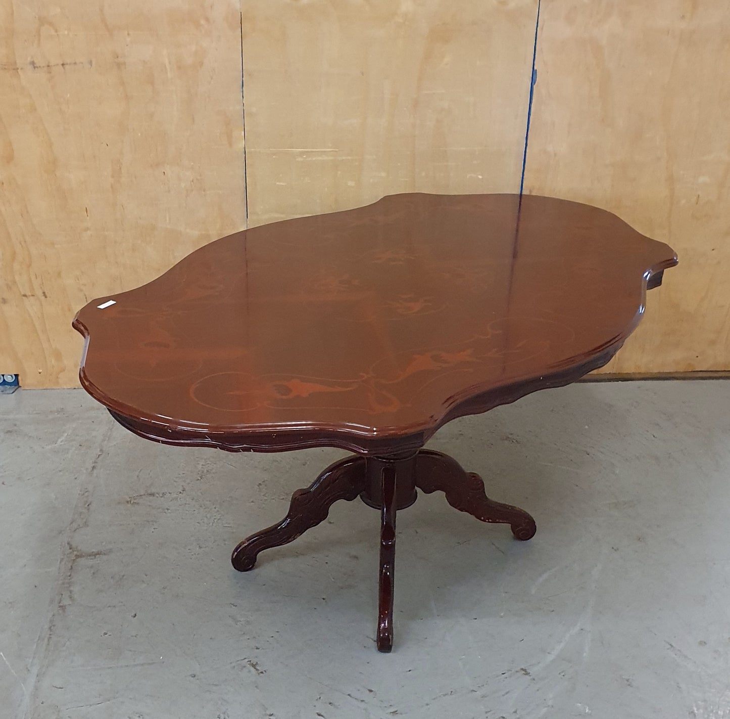 Large Dark Wood Vaneer Dining Table with Decorative Design Table Top - 103926