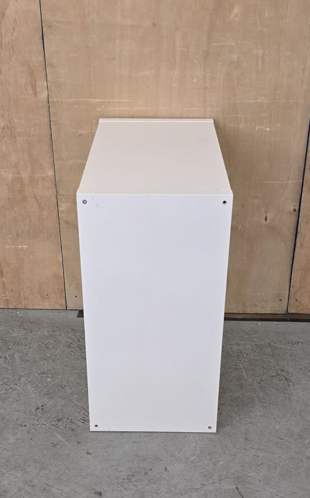 IKEA KALLAX White Storage Unit - 310825-01