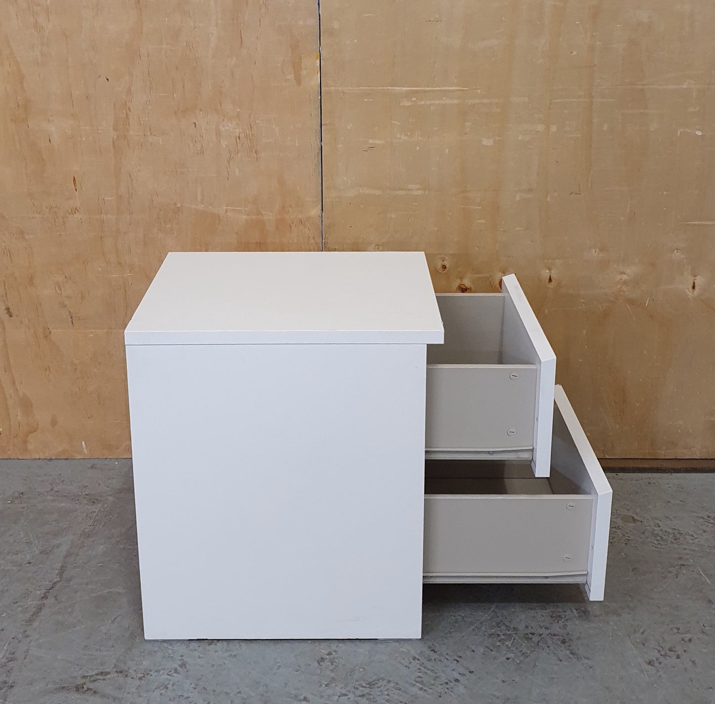 IKEA MALM White Single Bedside Cabinet - 104895