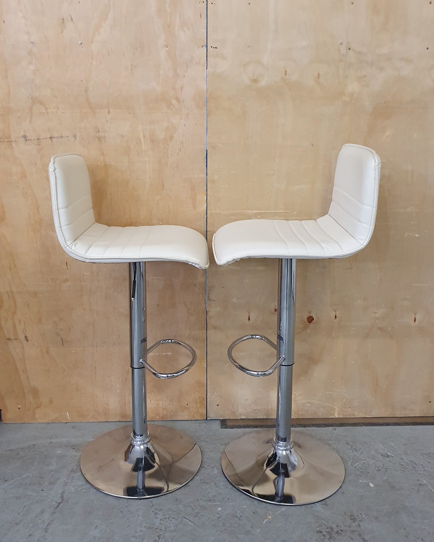 2 Matching Cream Faux Leather Height Adjustable Bar Stools - EL104575 / EL104576