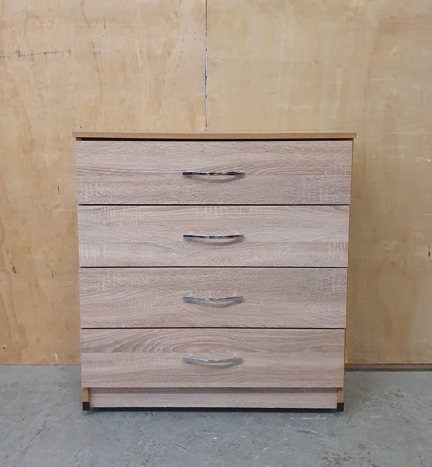 4 Drawer Wood Chest of Drawers - EL104530