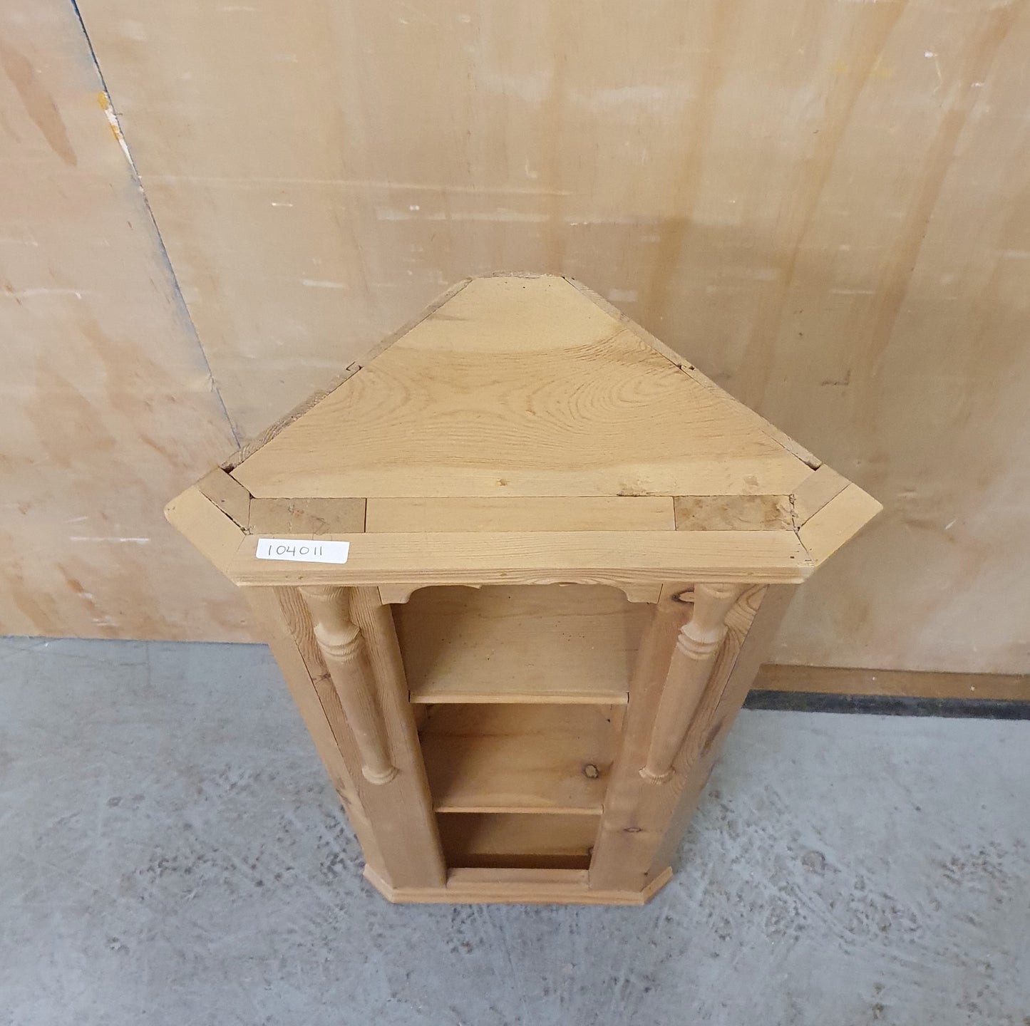 Small Wooden Corner Shelving Unit - 104011