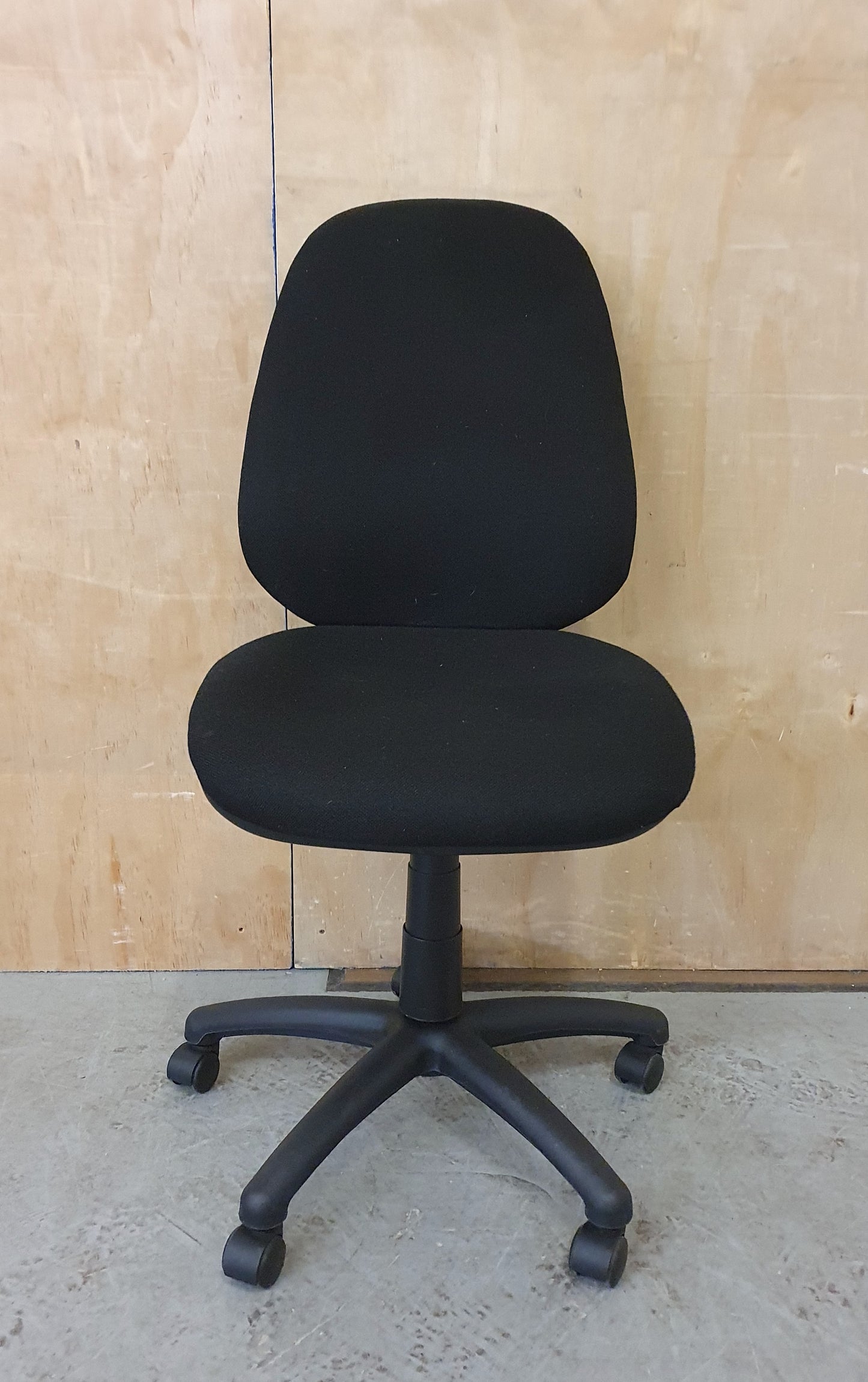 Black Fabric Office Chair on Castor Wheels - EL104062
