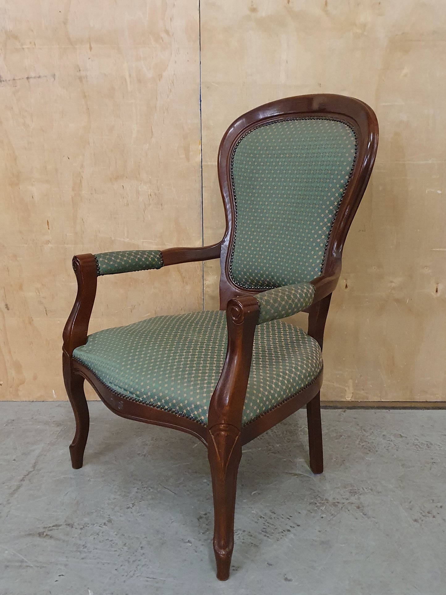Vintage Mahogany Frame Accent Armchair - 104898