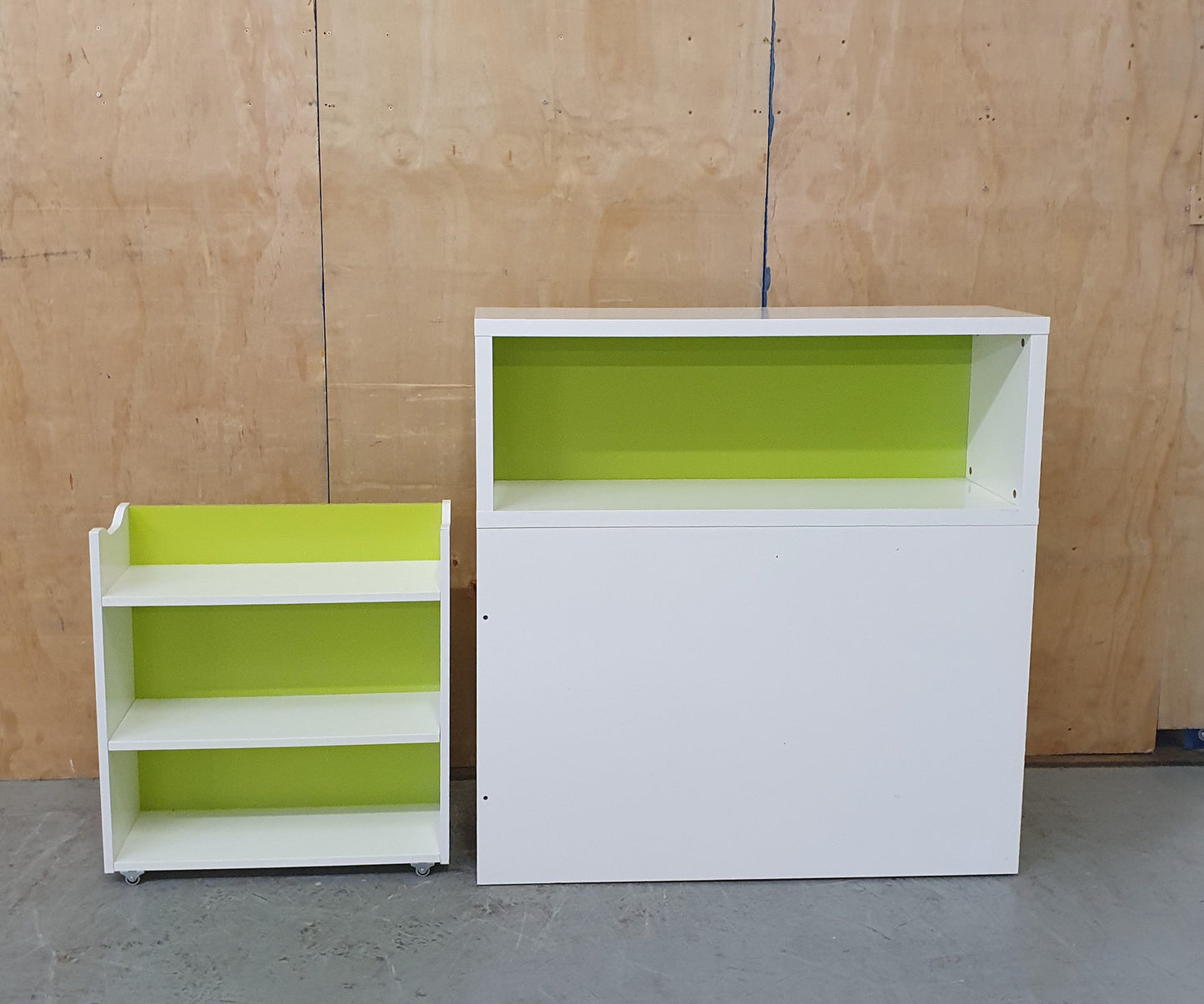White and Lime Green Wodden Storage Unit with Pull-Out Drawer - EL104357