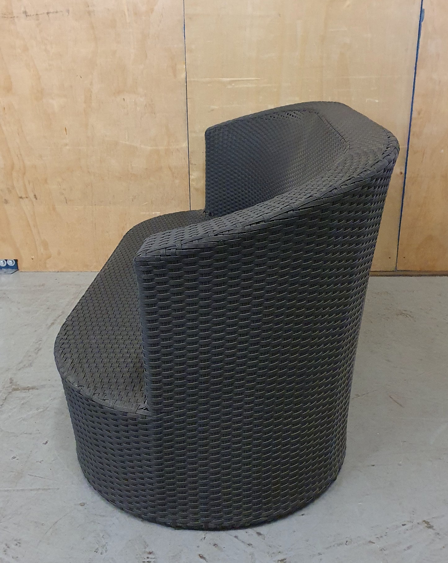 Dark Grey Oval Shape Plastic Weaved Garden Sofa - EL104055