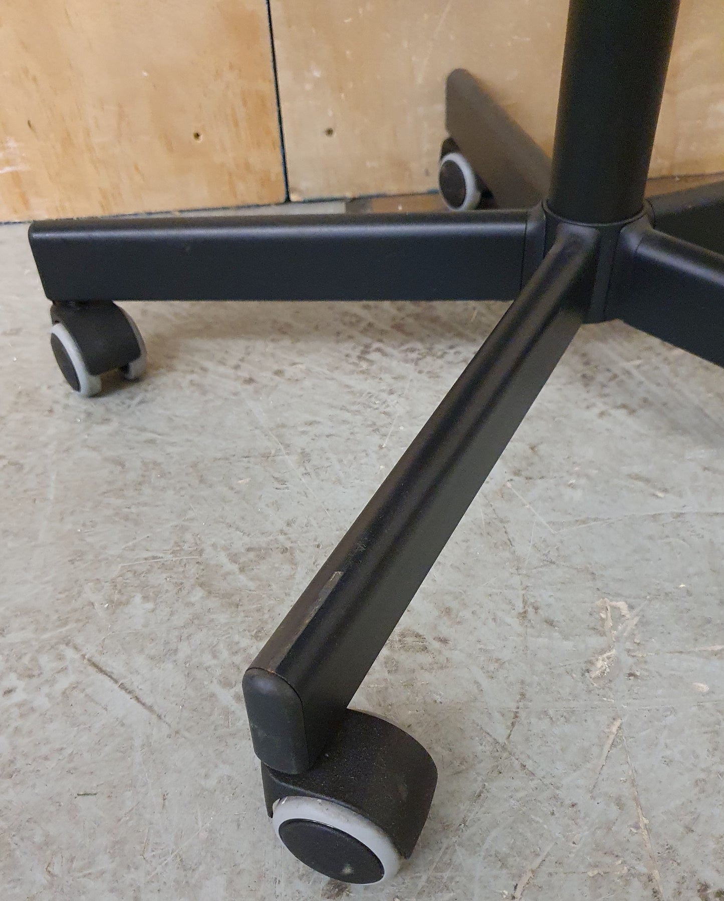 IKEA FLINTAN Black Ergonomic Mesh Back Rest Height Adjustable Office Chair - 103922