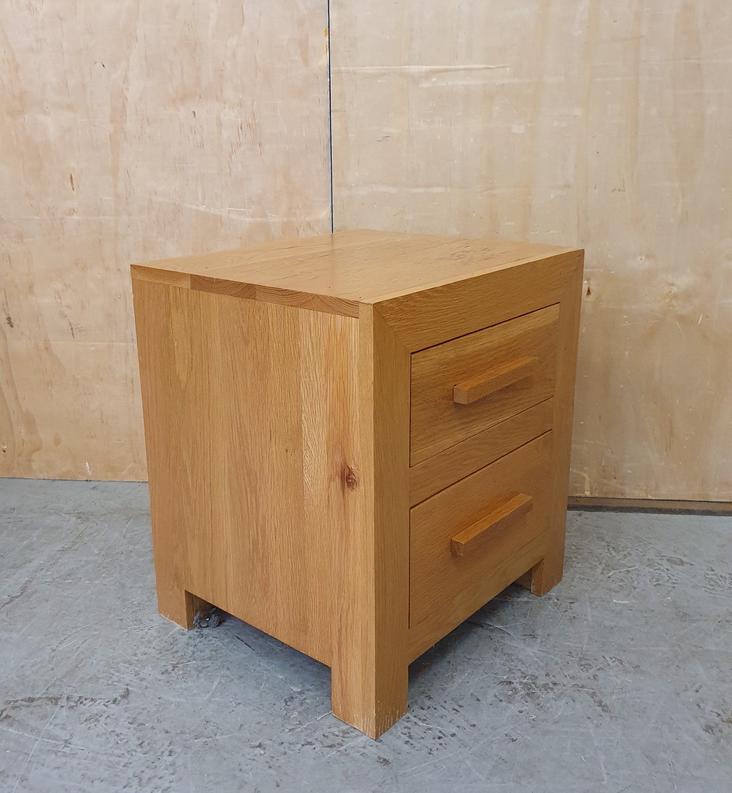 Single 2 Drawer Oak Bedside Cabinet - 104492