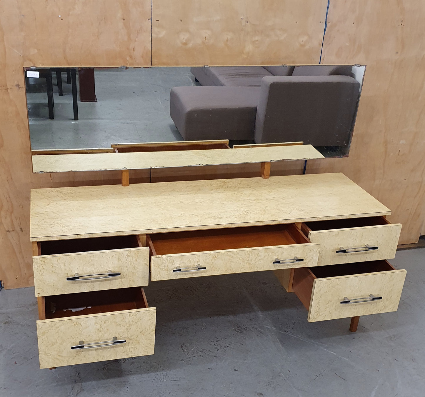 Vintage Wood Vaneer Beige Colour Dressing Table with Mirror - 103478