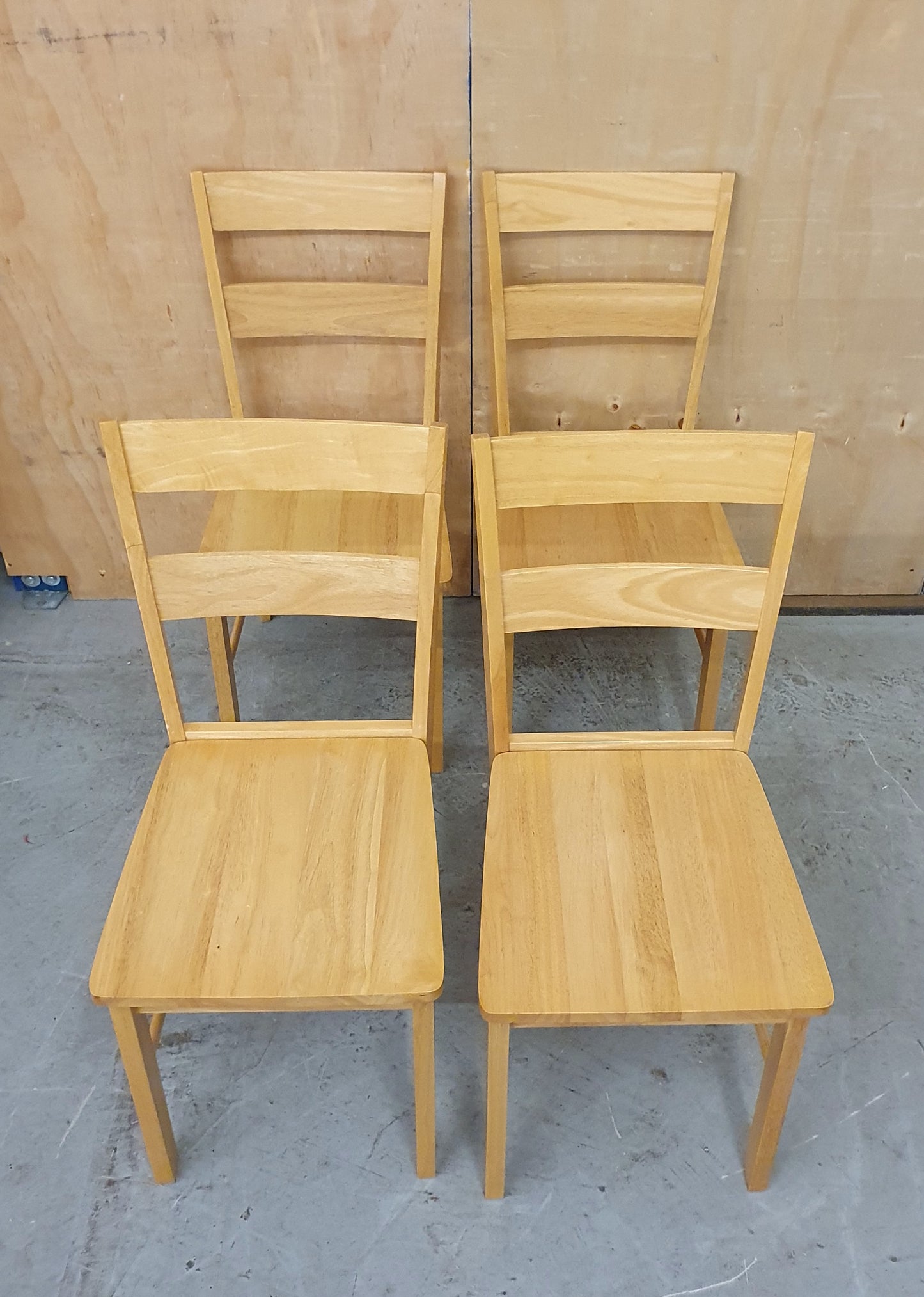 4 Matching Pine Dining Chairs - EL104509 / EL104510 / EL104511 / EL104512