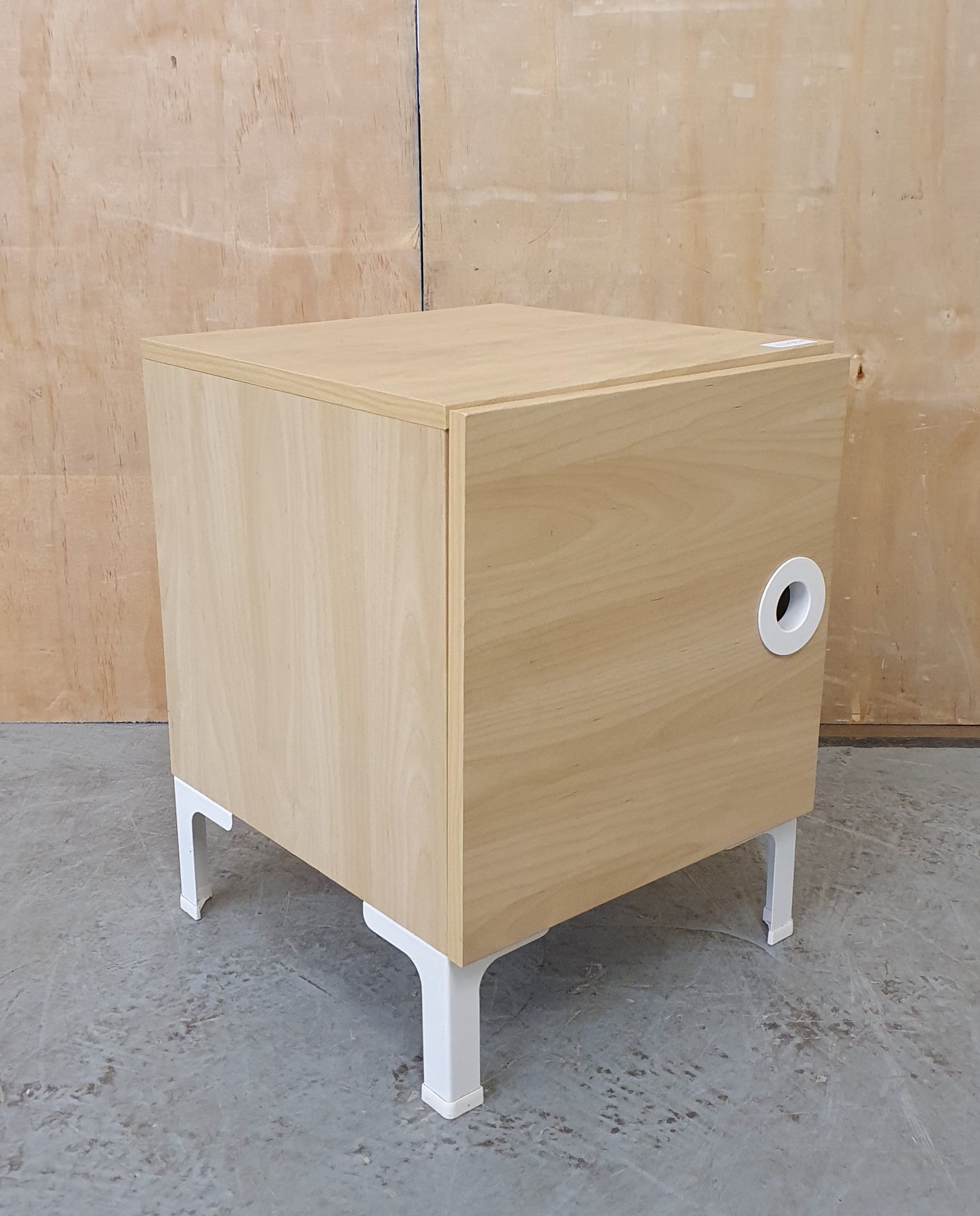 Single Wooden Bedside Cabinet with Circular Cut Out Handle and Internal Shelf - EL103949