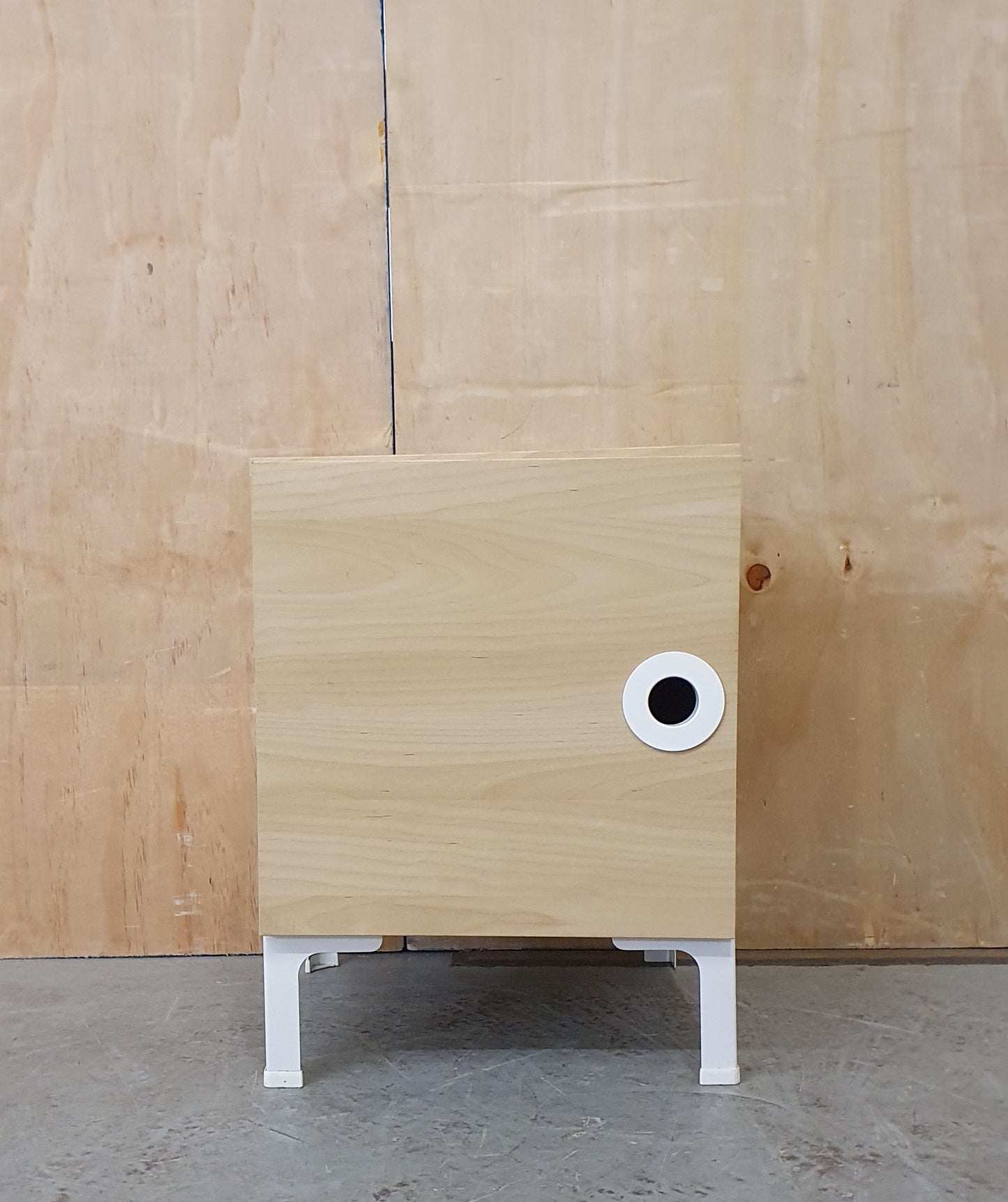 Single Wooden Bedside Cabinet with Circular Cut Out Handle and Internal Shelf - EL103949