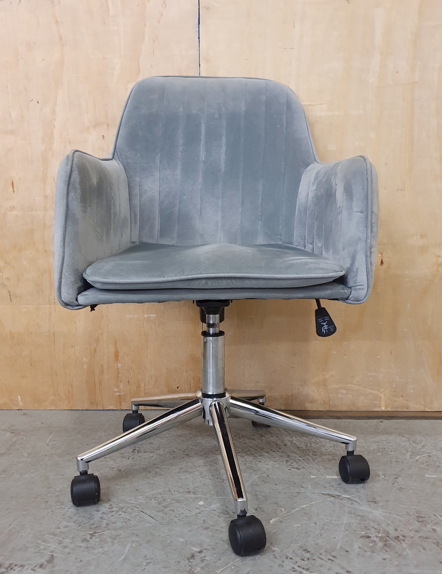 Grey Velvet Modern Height Adjustable Office Chair on Castor Wheels - EL104439