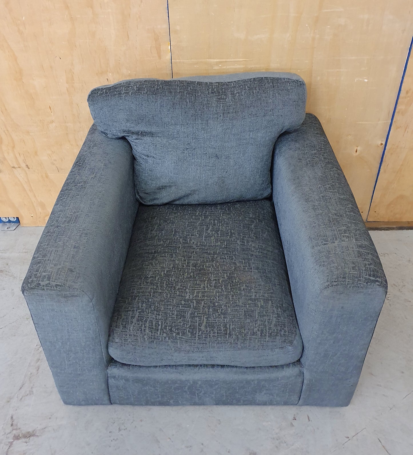 Blue Soft Fabric Armchair with Removable Back Cushion - 103655
