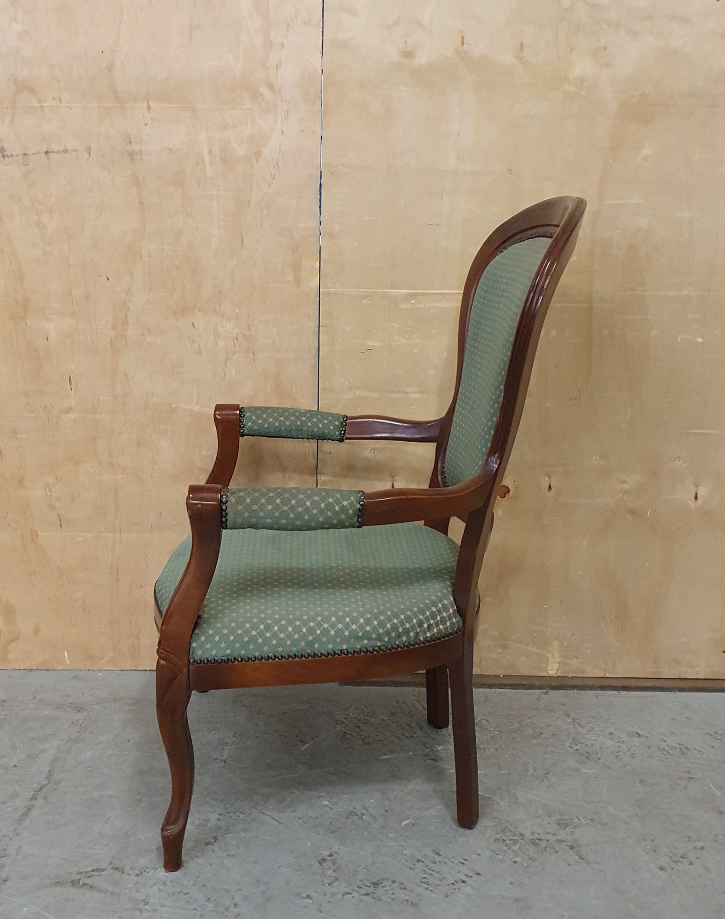 Vintage Mahogany Frame Accent Armchair - 104898