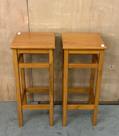 2 Matching 4 Legged Bar Stools - EL102499 /EL102500