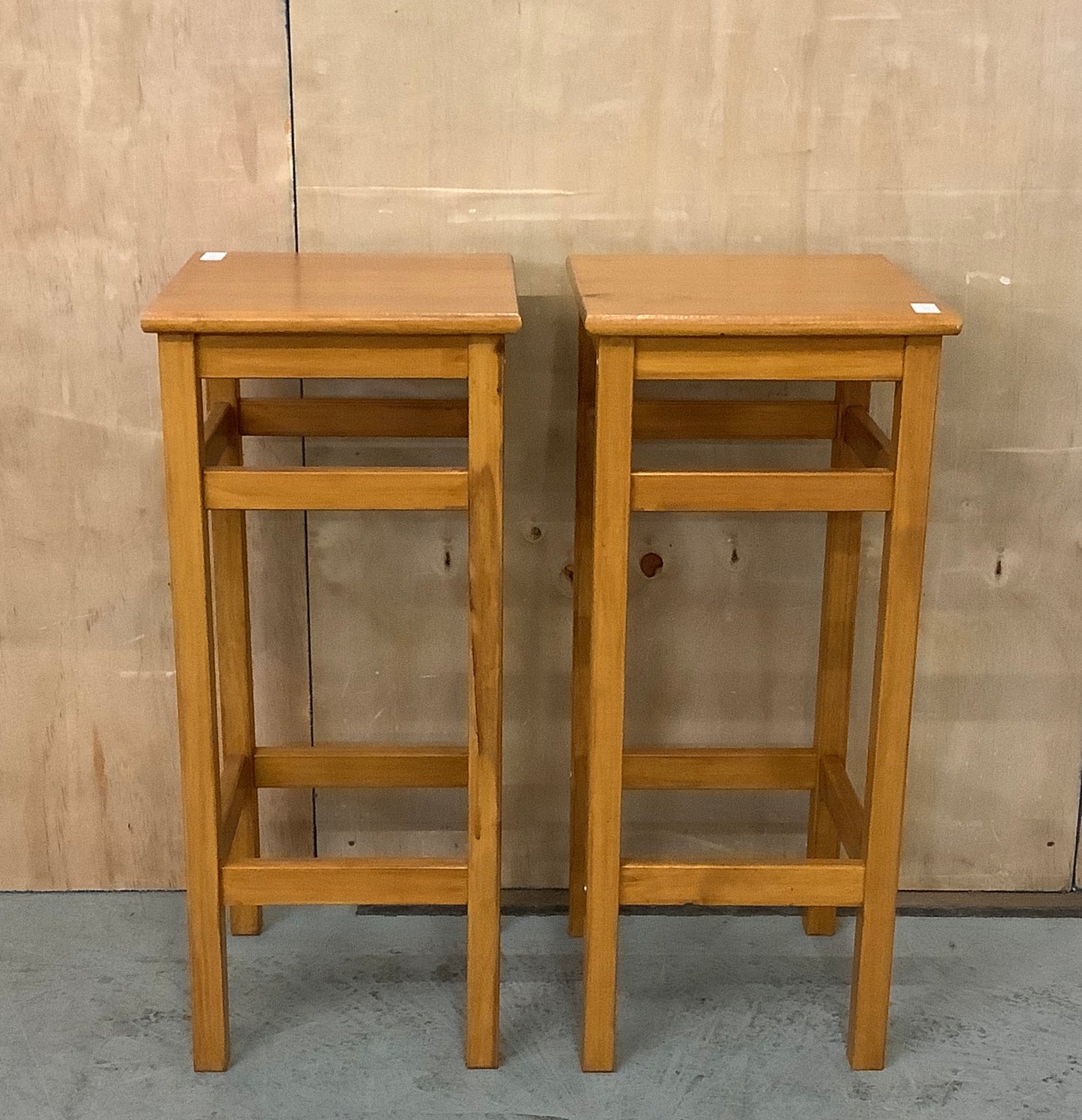 2 Matching 4 Legged Bar Stools - EL102499 /EL102500