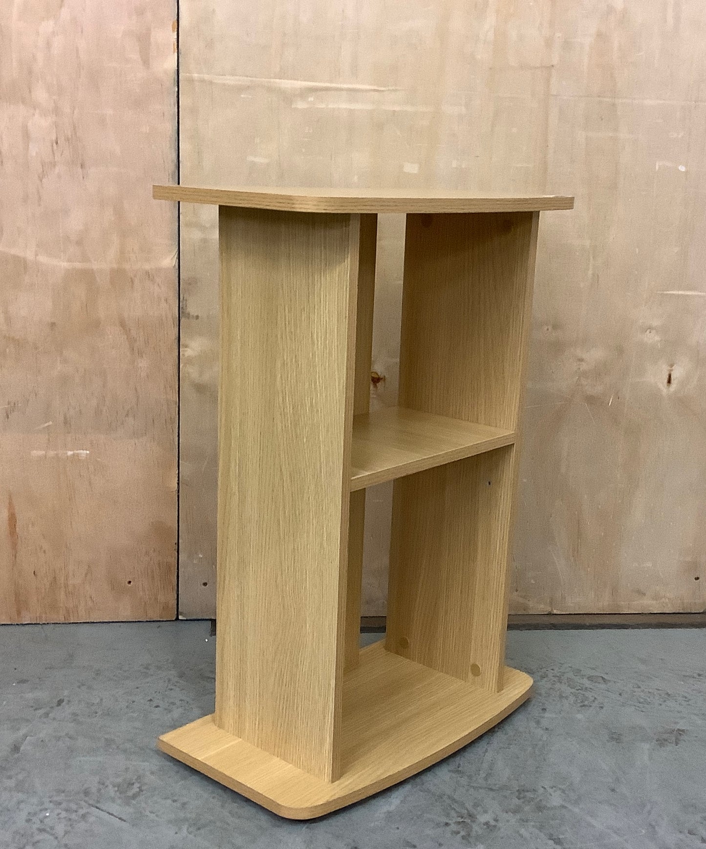 Small Wooden Shelving - EL102513