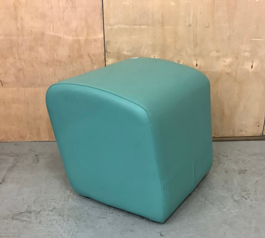 PINEAPPLE TURQUOISE FLOOR POUFFE - P102535