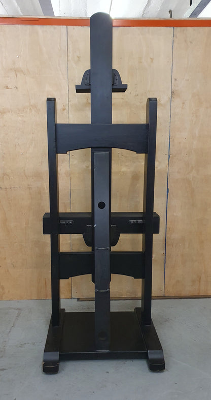 Black Wooden Giant Easel -103032