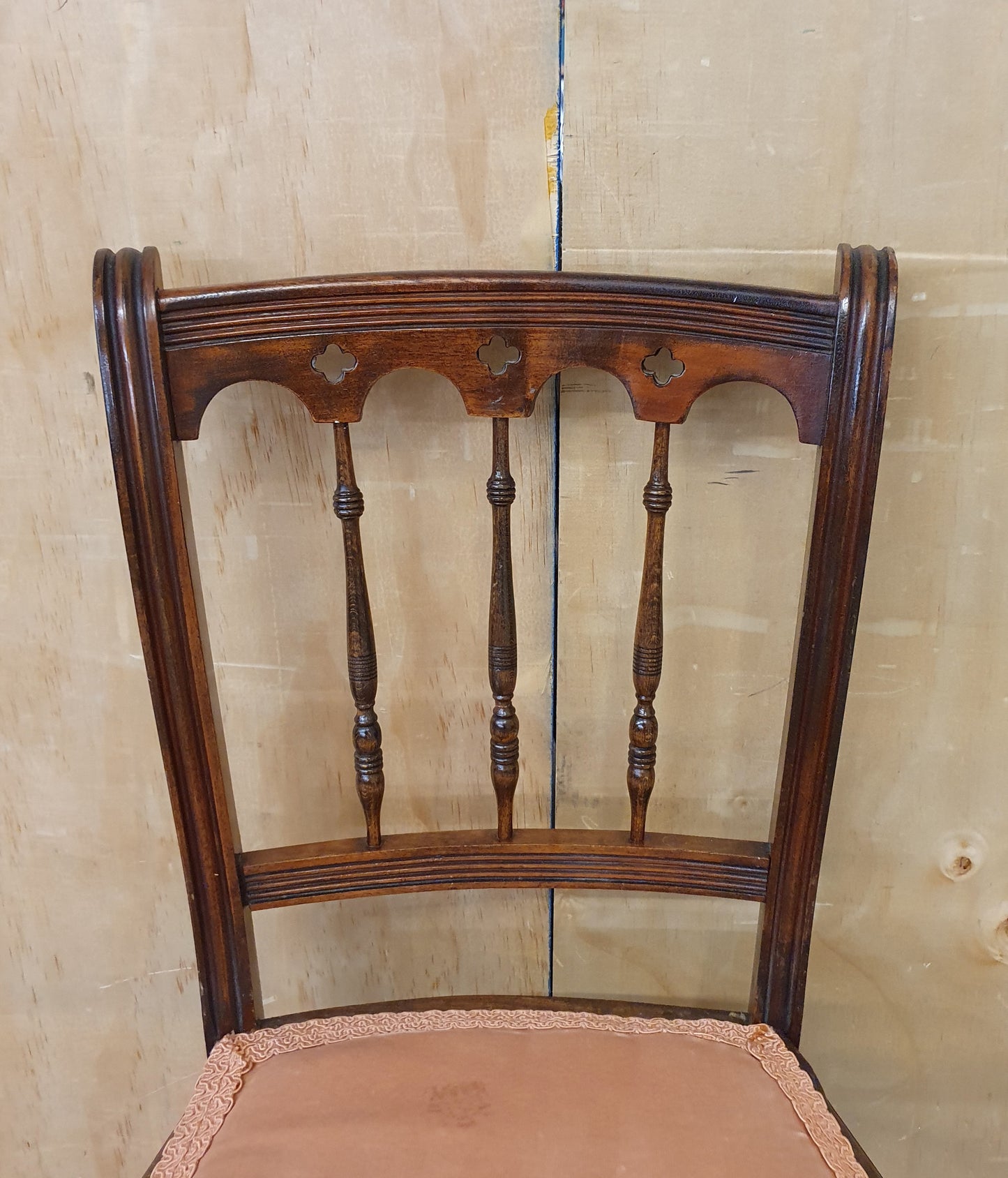Vintage Single Dining Chair with Decorative Mahogany Frame - EL104484