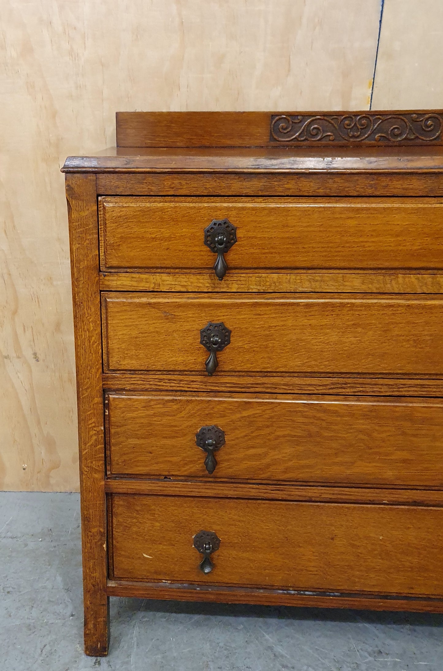 Vintage 4 Drawer Chest of Drawers with Engraved Top Panel - 104810