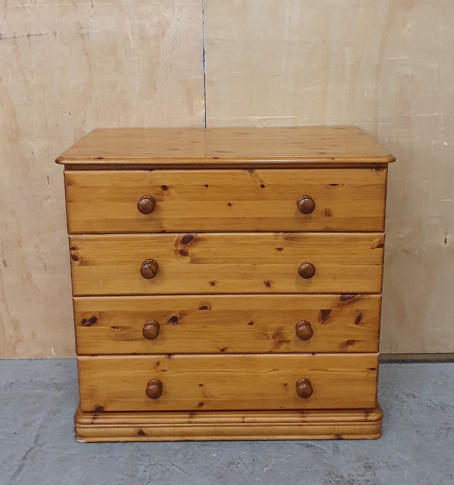 4 Drawer Pine Chest of Drawers - 104877