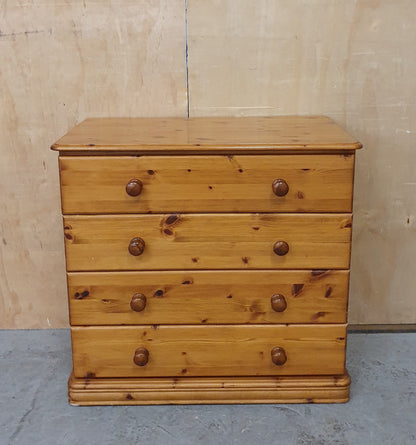 4 Drawer Pine Chest of Drawers - 104877