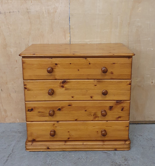 4 Drawer Pine Chest of Drawers - 104877