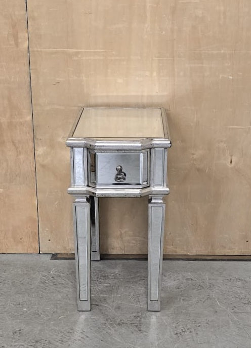 Single Mirrored Bedside Cabinet with Drawer - EL104754