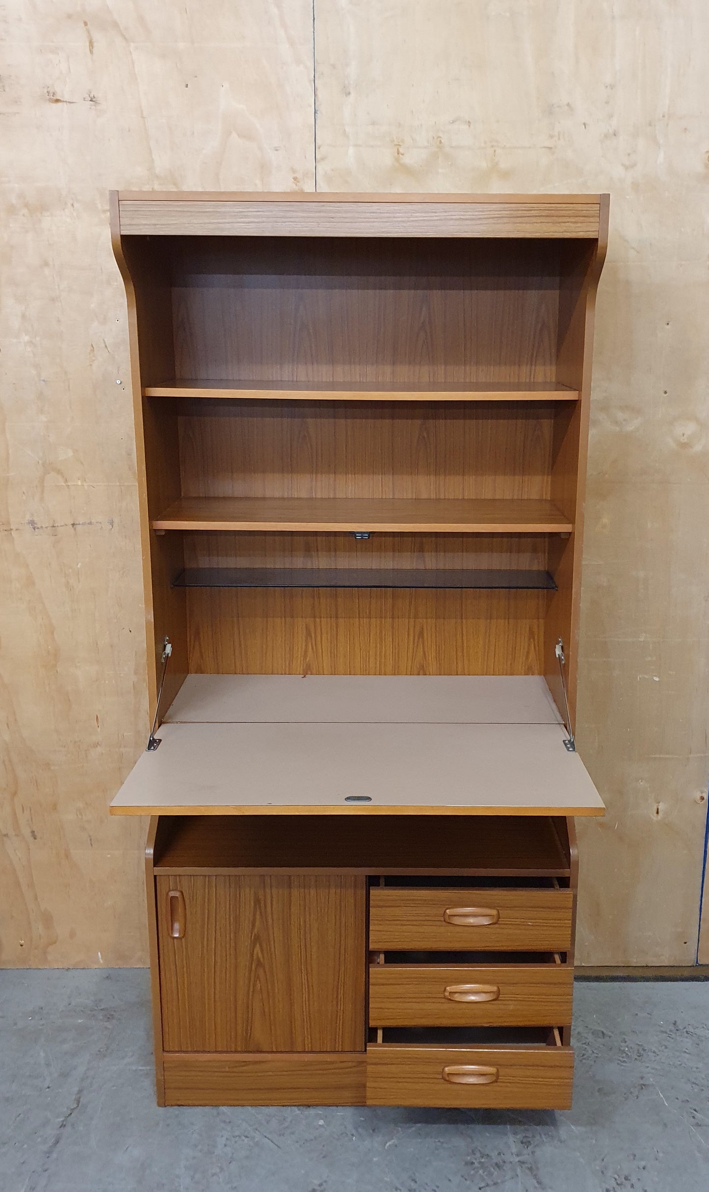 Vintage Display Cabinet - 104807