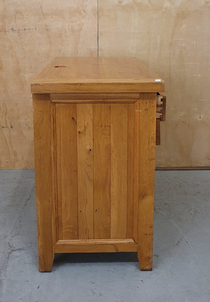 Large Pine Cabinet with 4 Top Drawers and 2 Doors with Shell Handles - EL103488