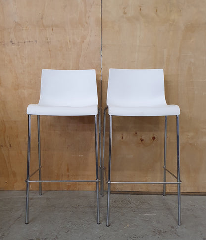 2 Matching Stackable White Bar Stools with Chrome Frame - EL104600 / EL104601