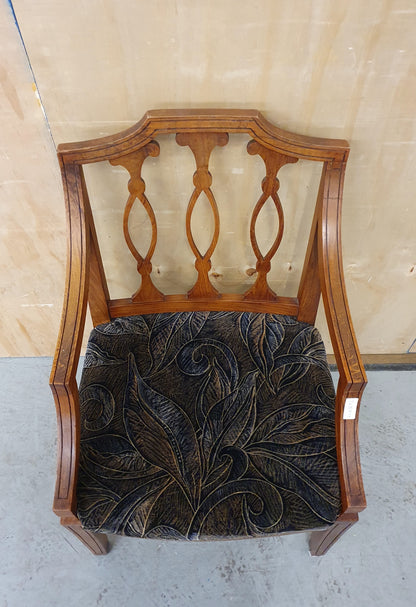 Single Wooden Chair with Decorative Back and Velvet Seat - EL103073