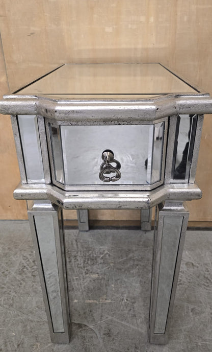 Single Mirrored Bedside Cabinet with Drawer - EL104754