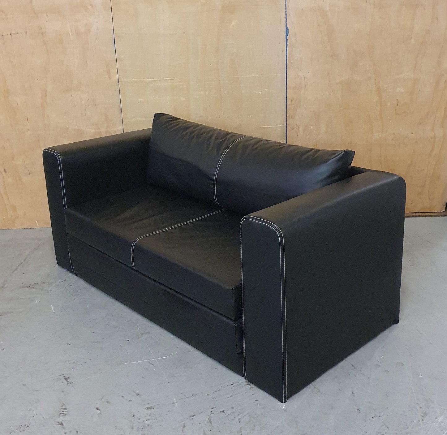 IKEA Black Faux Leather Pull Out Sofa Bed - EL104910