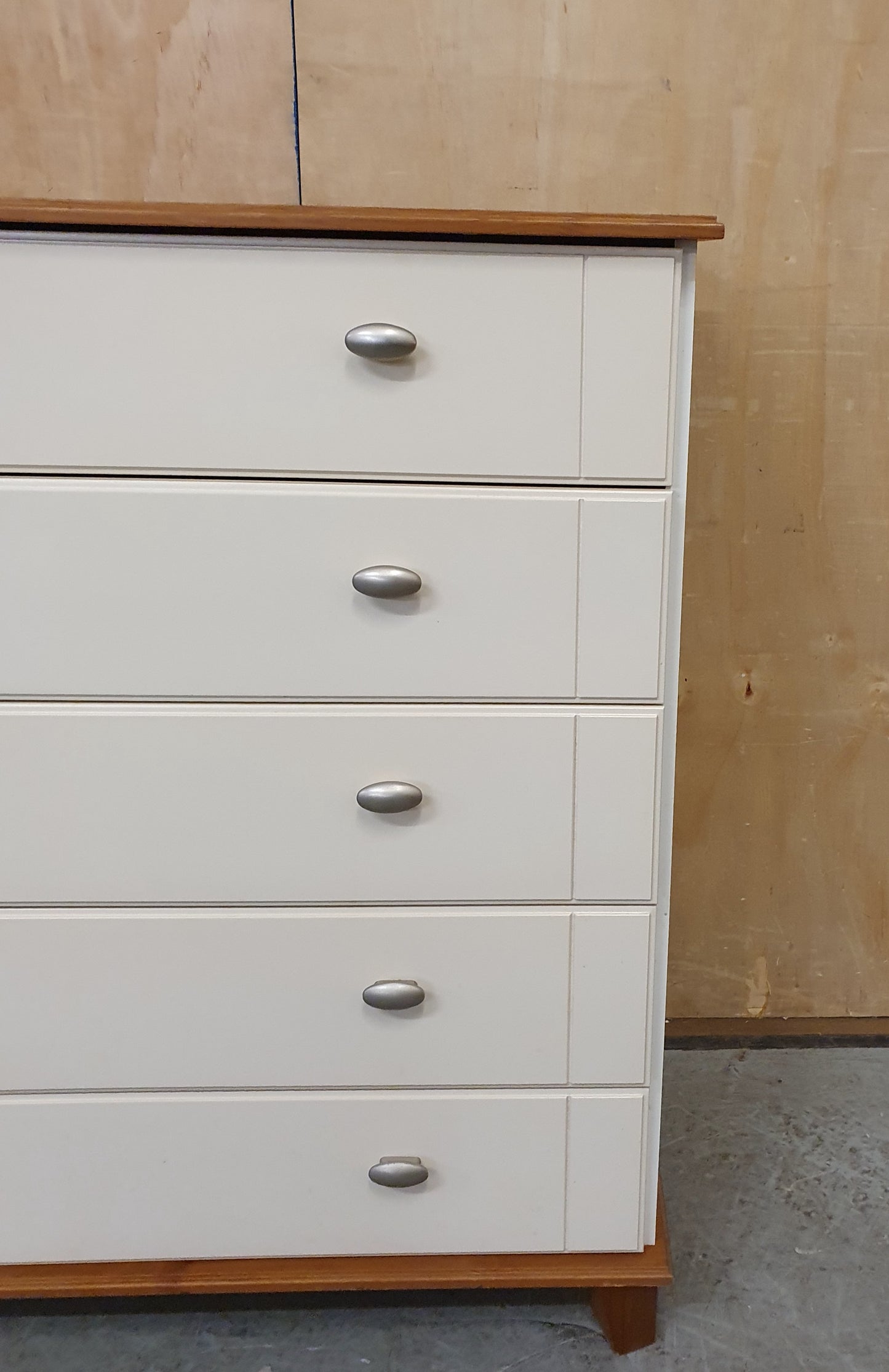 5 Drawer Cream Chest of Drawers with Pine Top and Base - 104850