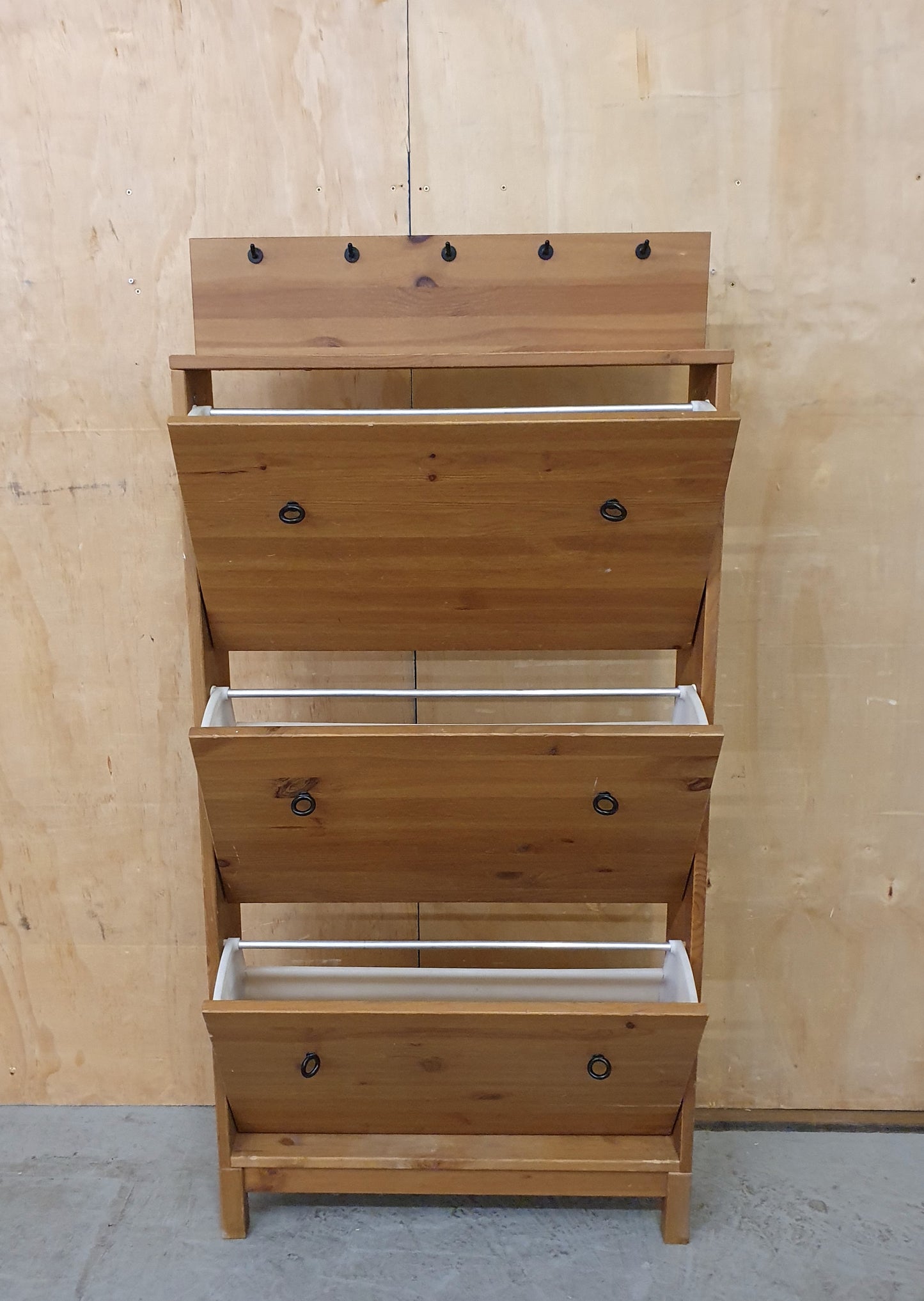 3 Drawer Tall Wooden Shoe Storage Unit with Top Hooks for Hanging Keys - EL102930