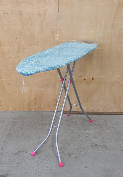 Collapsable Ironing Board - 104455