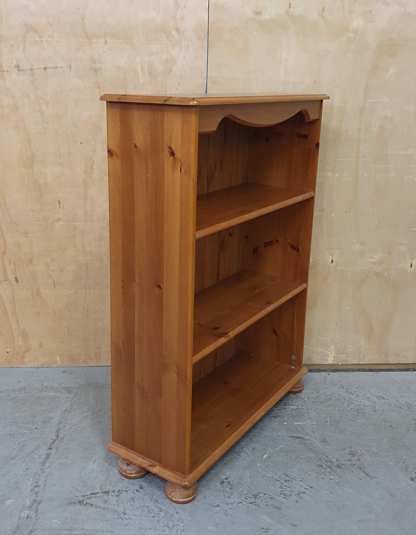 Small Pine Free Standing Bookcase - 104769