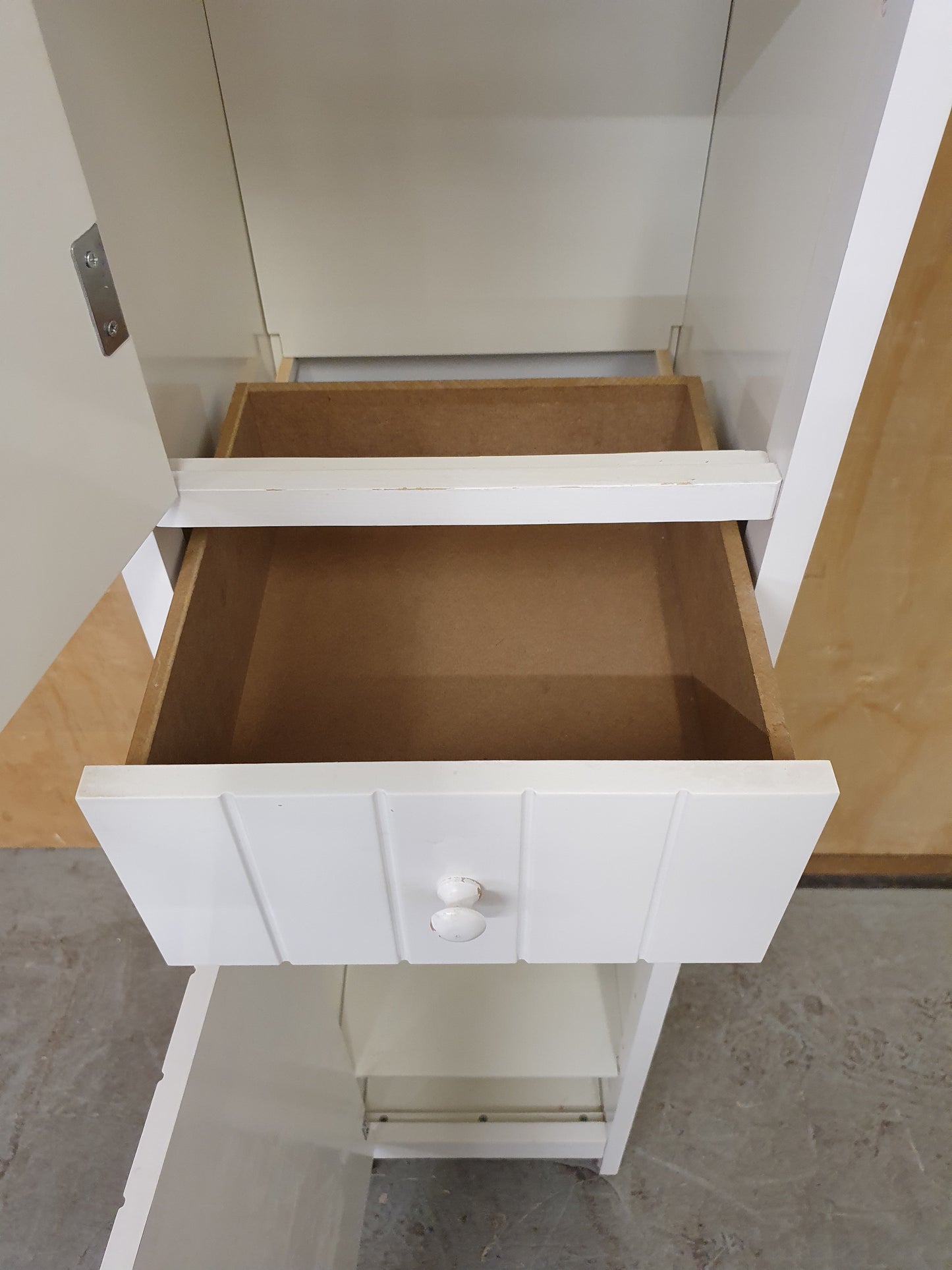 Tall White Wood Cabinet with 2 Doors and 1 Central Drawer - 270925-01