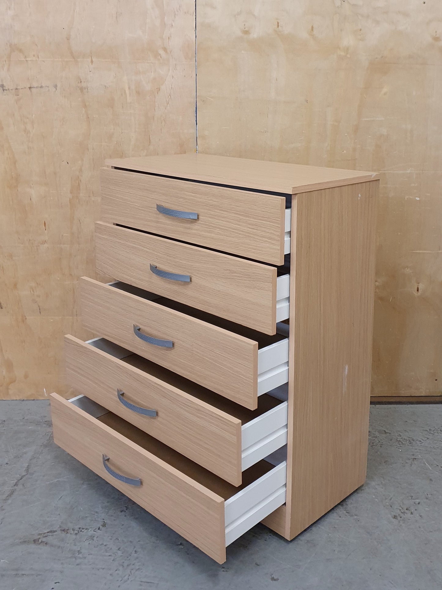 5 Drawer Wood Chest of Drawers - 104866