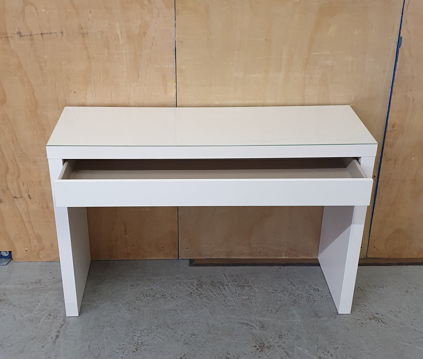IKEA MALM White Wood Large Dressing Table with 1 Drawer and Removable Glass Top Surface - 104039