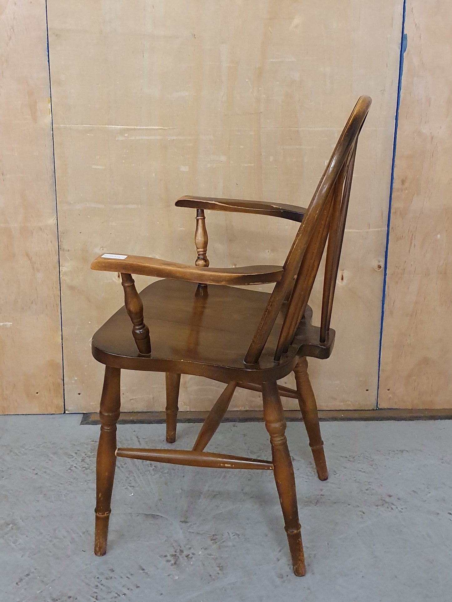 Mahogany Spindle Decorative Back Single Dining Chair with Arms - BB250324-13