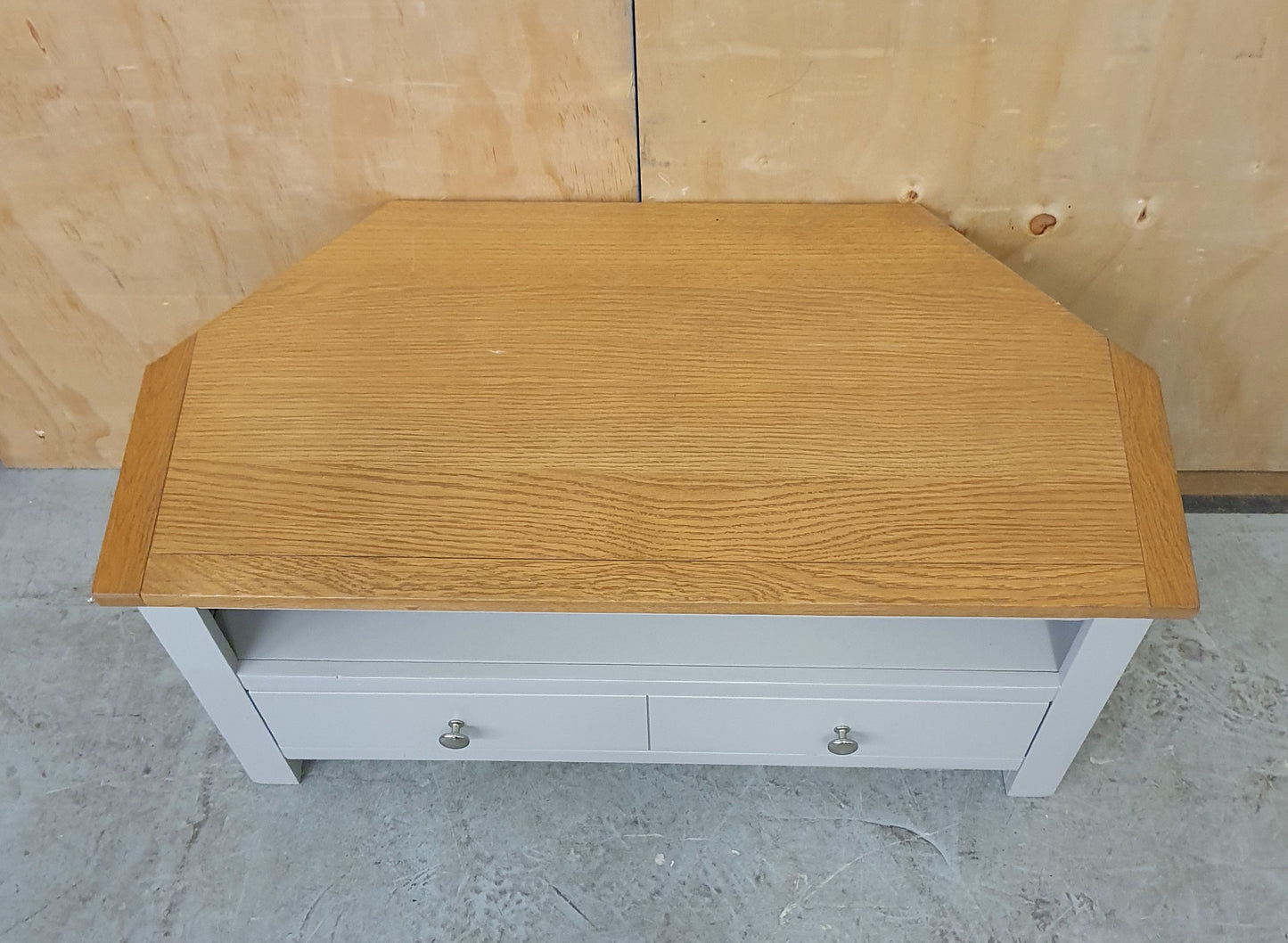 Grey Wood TV Stand with 1 Drawer - EL104500