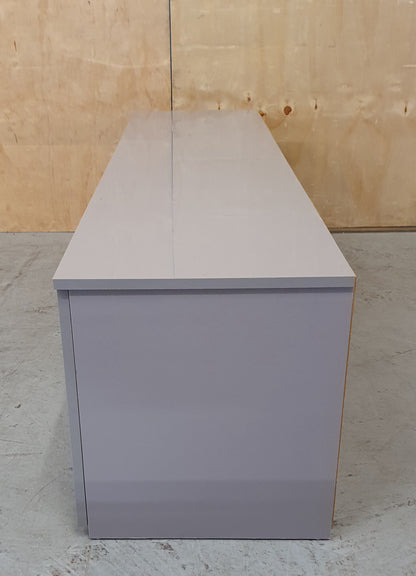 Large Grey High Gloss TV Stand with 2 Doors and Centre Shleving - 104045