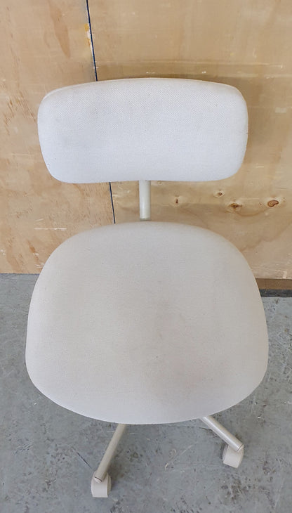 Small Grey Height Adjustable Office Chair on Castor Wheels - EL104352